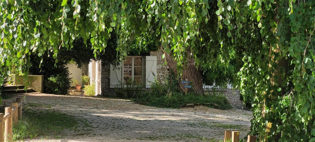 Moulin De Giboudet Chambres D'Hotes Bazainville Exterior foto